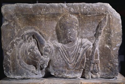 Capitello dal Pilastro dei Nautes raffigurante un uomo e una testa di cavallo, 14-37 d.C. da Gallo Roman